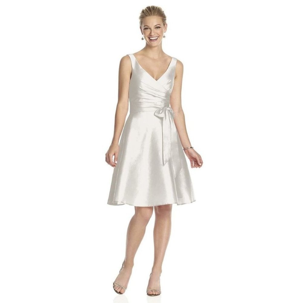 Alfred Sung D624 Snow White V-Neck Peau de Soie Cocktail Length Dress Women's 10